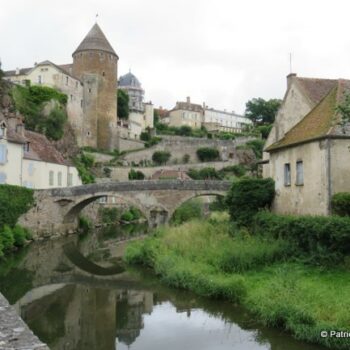 Semur-en-Auxoix l'Armançon