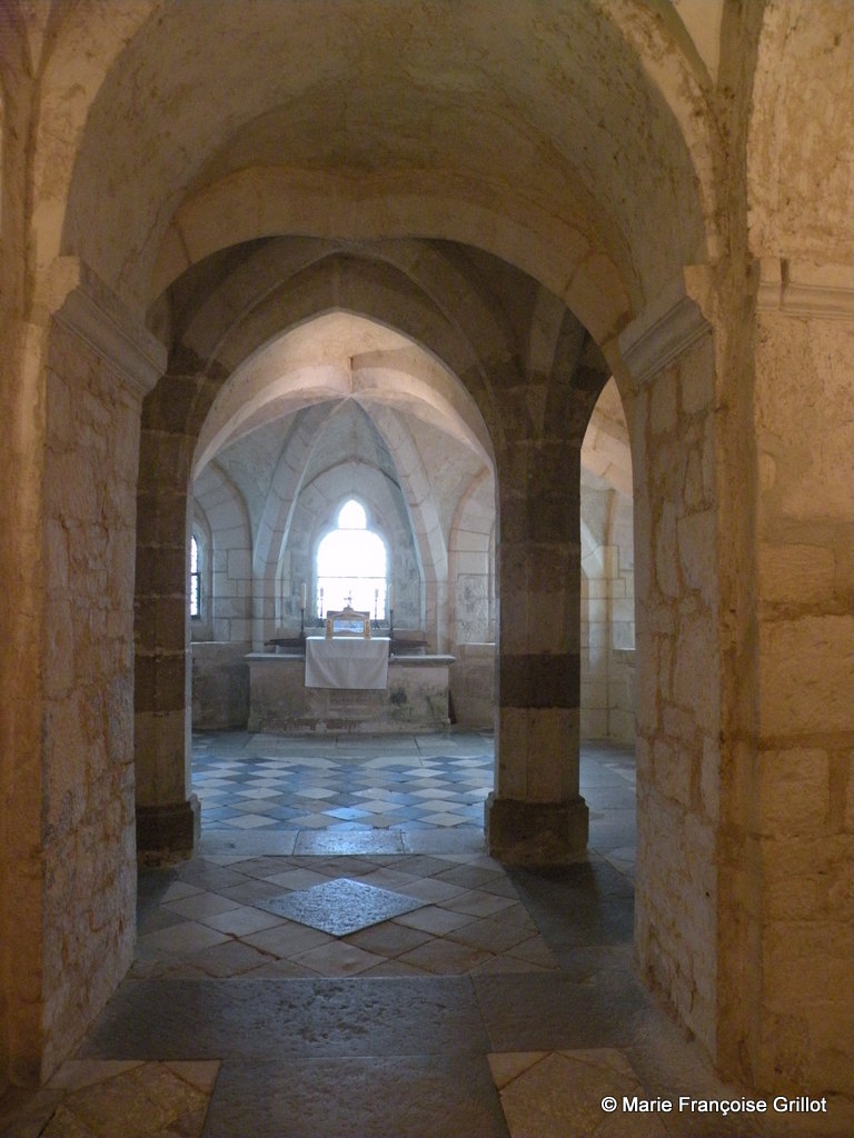 Abbaye St Germain la crypte