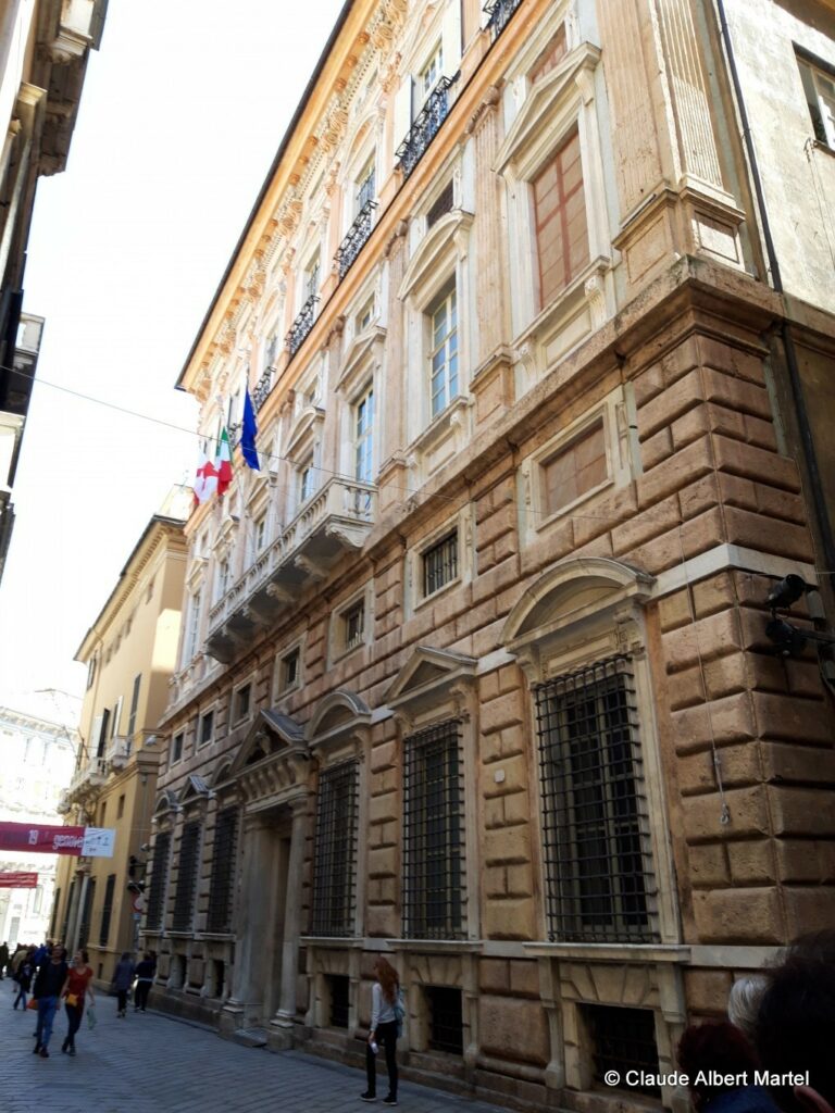 Rue de Gênes