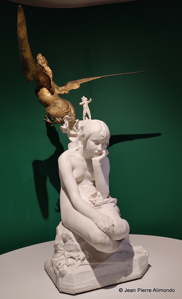 Jean Dampt, La Fin du rêve, 1889. Marbre et bronze doré. Collection du Musée de Picardie, Amiens